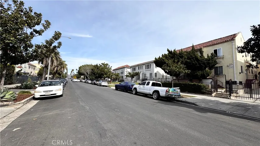 212 S Berendo Street, Los Angeles, California 90004