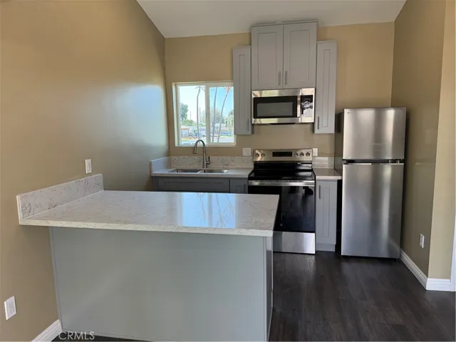 321 Rigsby Street, La Habra, California 90631