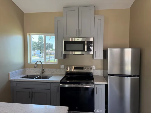 321 Rigsby Street, La Habra, California 90631