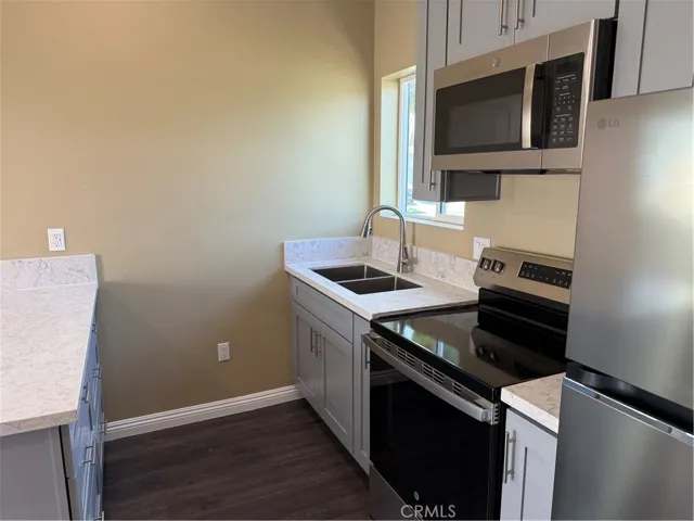321 Rigsby Street, La Habra, California 90631