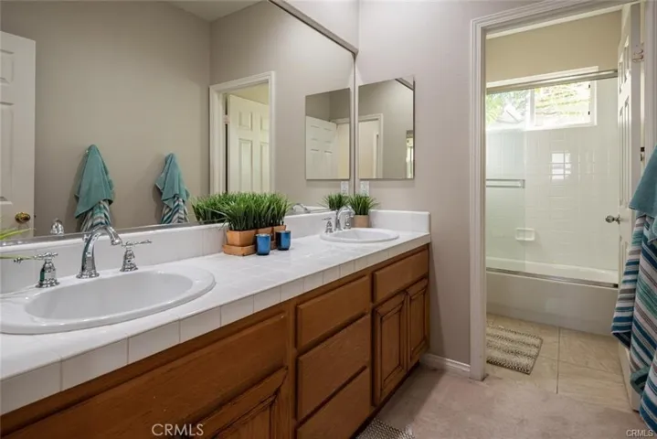 6 Preston, Irvine, California 92618