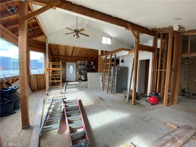 12155 Mesa Court, Clearlake Oaks, California 95423