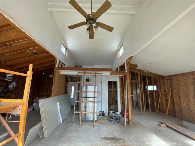 12155 Mesa Court, Clearlake Oaks, California 95423