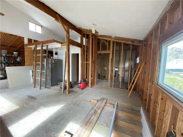 12155 Mesa Court, Clearlake Oaks, California 95423