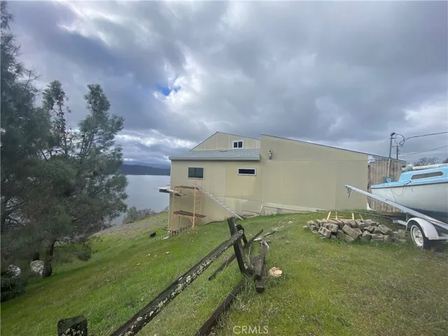 12155 Mesa Court, Clearlake Oaks, California 95423