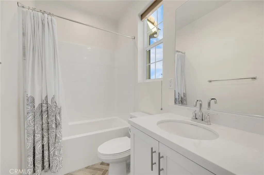 15968 Leader Avenue, Chino, California 91708 home-pic-25