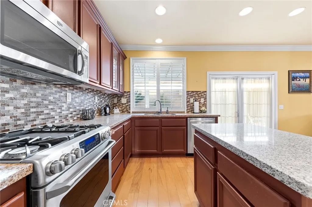 5521 Stargaze Street, Chino Hills, California 91709 home-pic-21