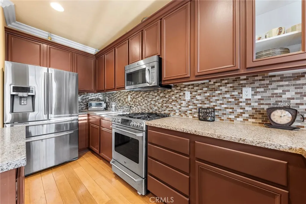 5521 Stargaze Street, Chino Hills, California 91709 home-pic-19