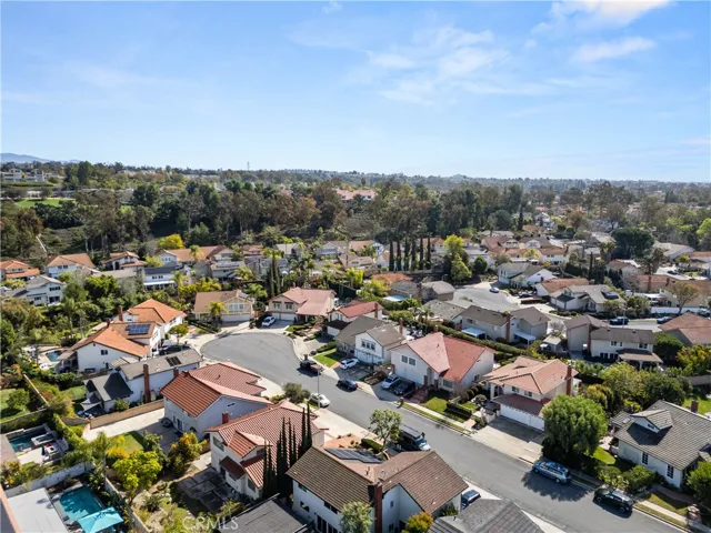 25112 Calle Alondra, Lake Forest, California 92630