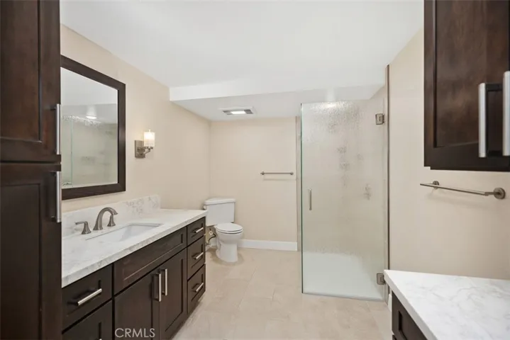 140 Avenida Majorca B, Laguna Woods, California 92637