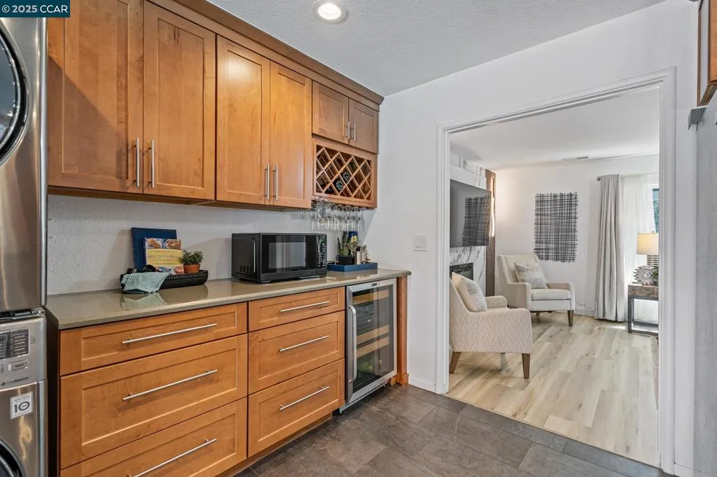 1525 Ayers Rd, Concord, California 94521 home-pic-10