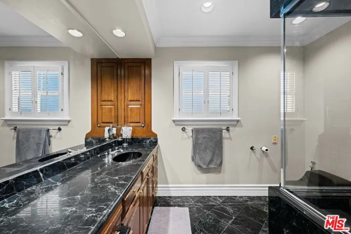 19333 Wells Drive, Tarzana, California 91356