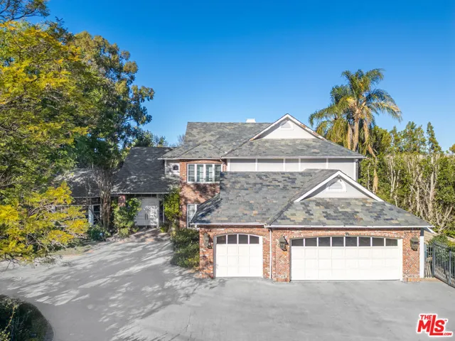 19333 Wells Drive, Tarzana, California 91356