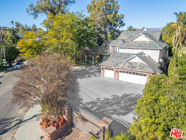 19333 Wells Drive, Tarzana, California 91356