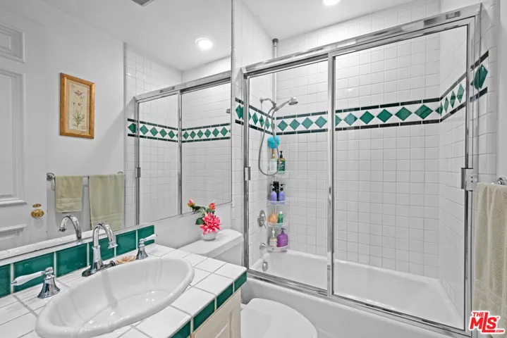 19333 Wells Drive, Tarzana, California 91356