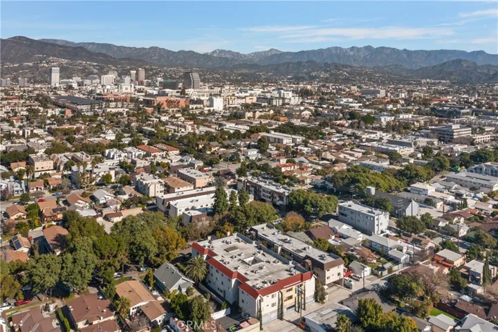 420 W Windsor Road, Glendale, California 91204
