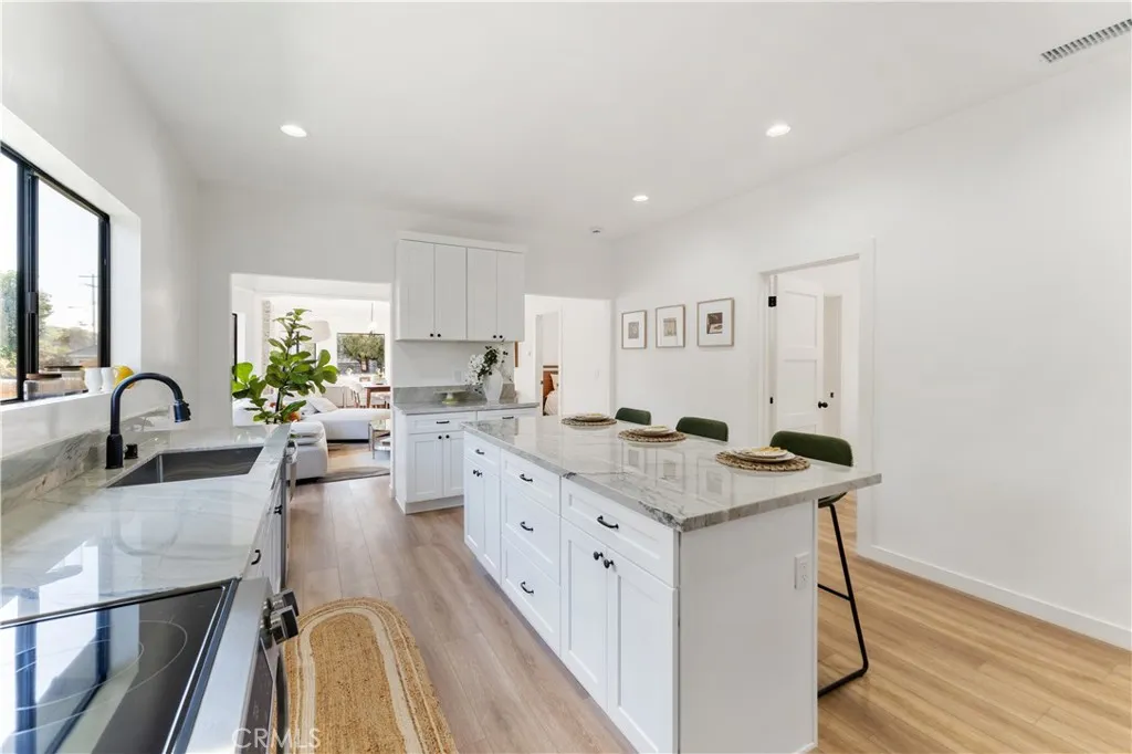 137 E Avenue 42, Los Angeles, California 90031 home-pic-11