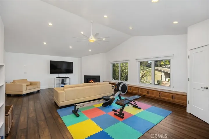 5499 Paseo Gilberto, Yorba Linda, California 92886