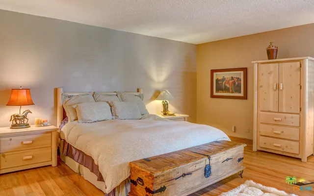 1597 E Sierra Way, Palm Springs, California 92264 home-pic-17