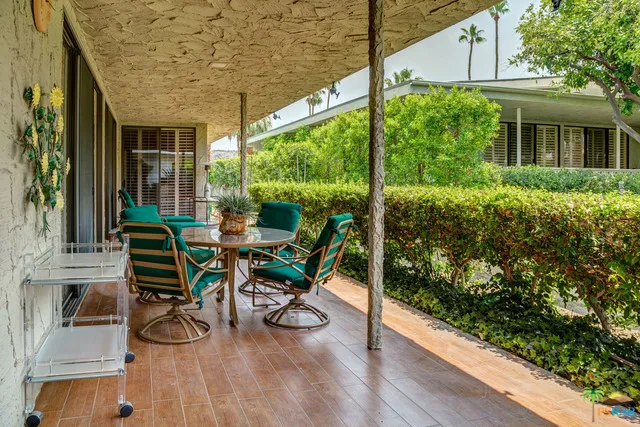 1597 E Sierra Way, Palm Springs, California 92264 home-pic-27