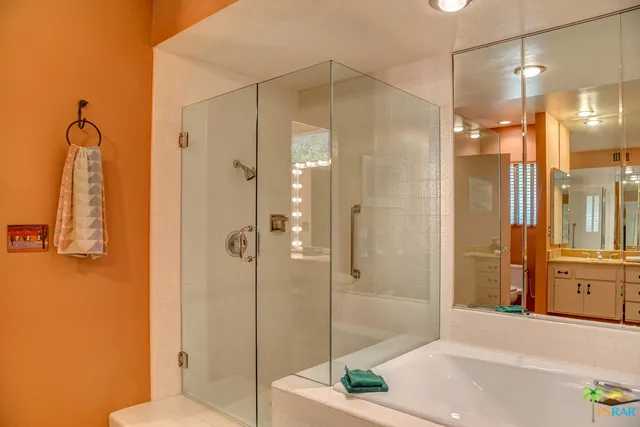 1597 E Sierra Way, Palm Springs, California 92264 home-pic-22
