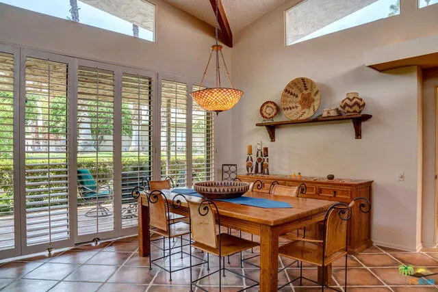 1597 E Sierra Way, Palm Springs, California 92264 home-pic-7