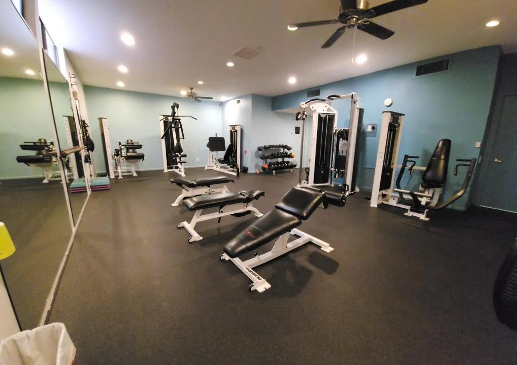 1597 E Sierra Way, Palm Springs, California 92264 home-pic-33