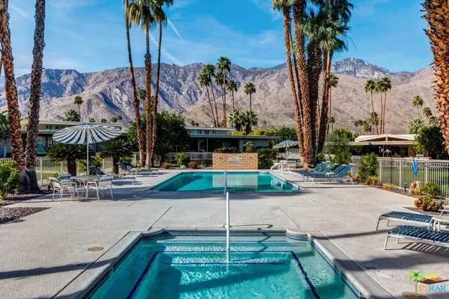 1597 E Sierra Way, Palm Springs, California 92264 home-pic-35