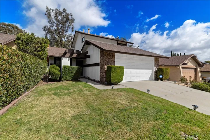 442 Blueridge Place, Escondido, California 92026