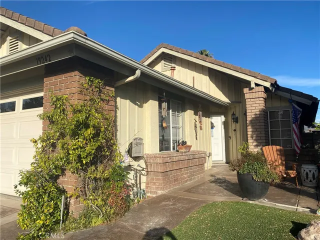 19242 Echo Pass Road, Trabuco Canyon, California 92679