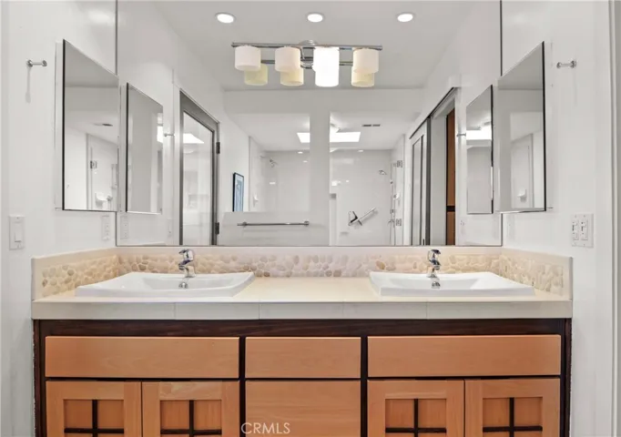 Primary Suite Vanity