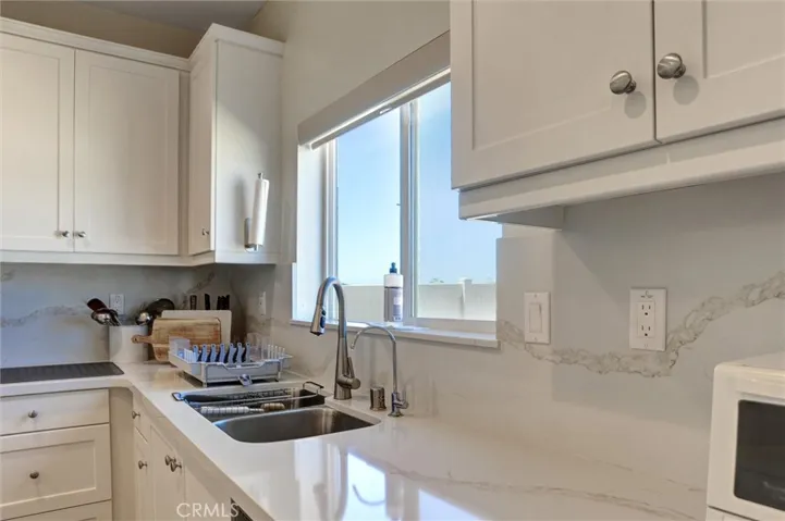 Kitchen 4