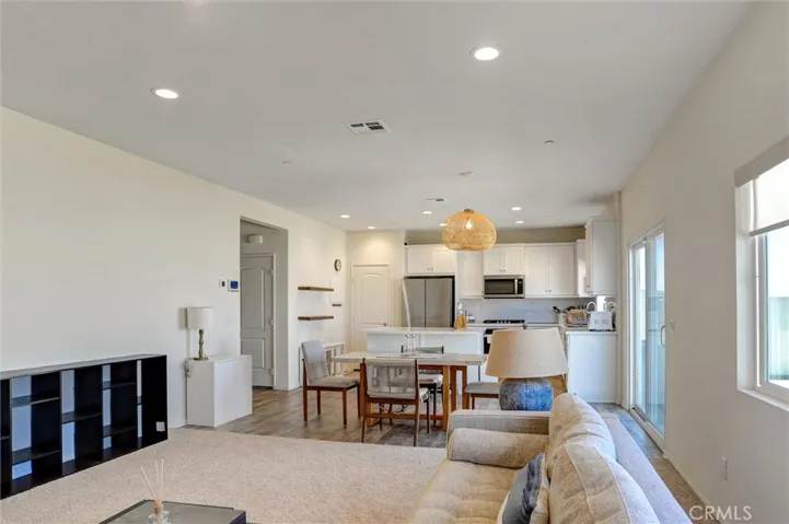 Family Room 4