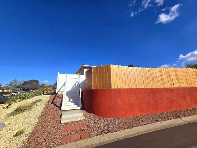 6805 Rolando Knolls A, La Mesa, California 91942
