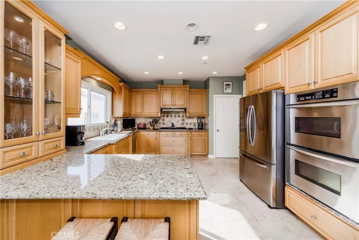 233 S Helberta Avenue A, Redondo Beach, California 90277