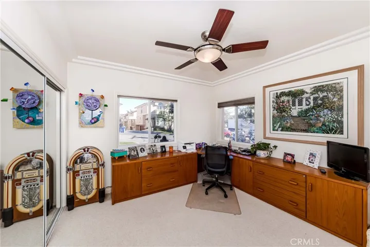 233 S Helberta Avenue A, Redondo Beach, California 90277
