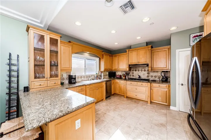 233 S Helberta Avenue A, Redondo Beach, California 90277
