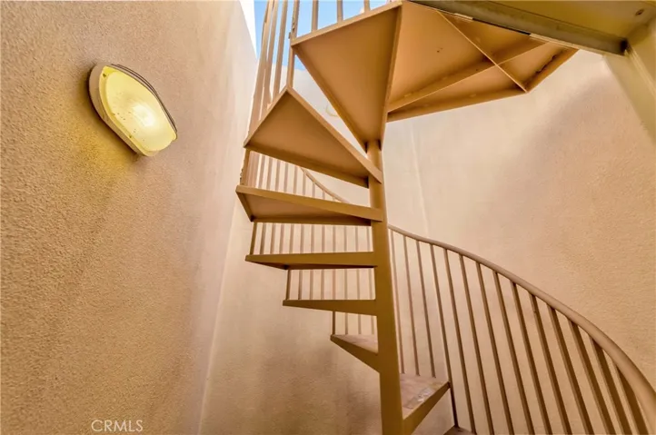 233 S Helberta Avenue A, Redondo Beach, California 90277