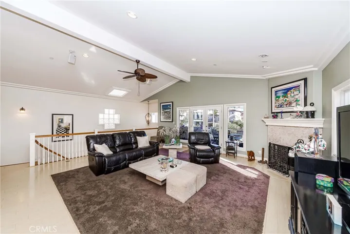 233 S Helberta Avenue A, Redondo Beach, California 90277