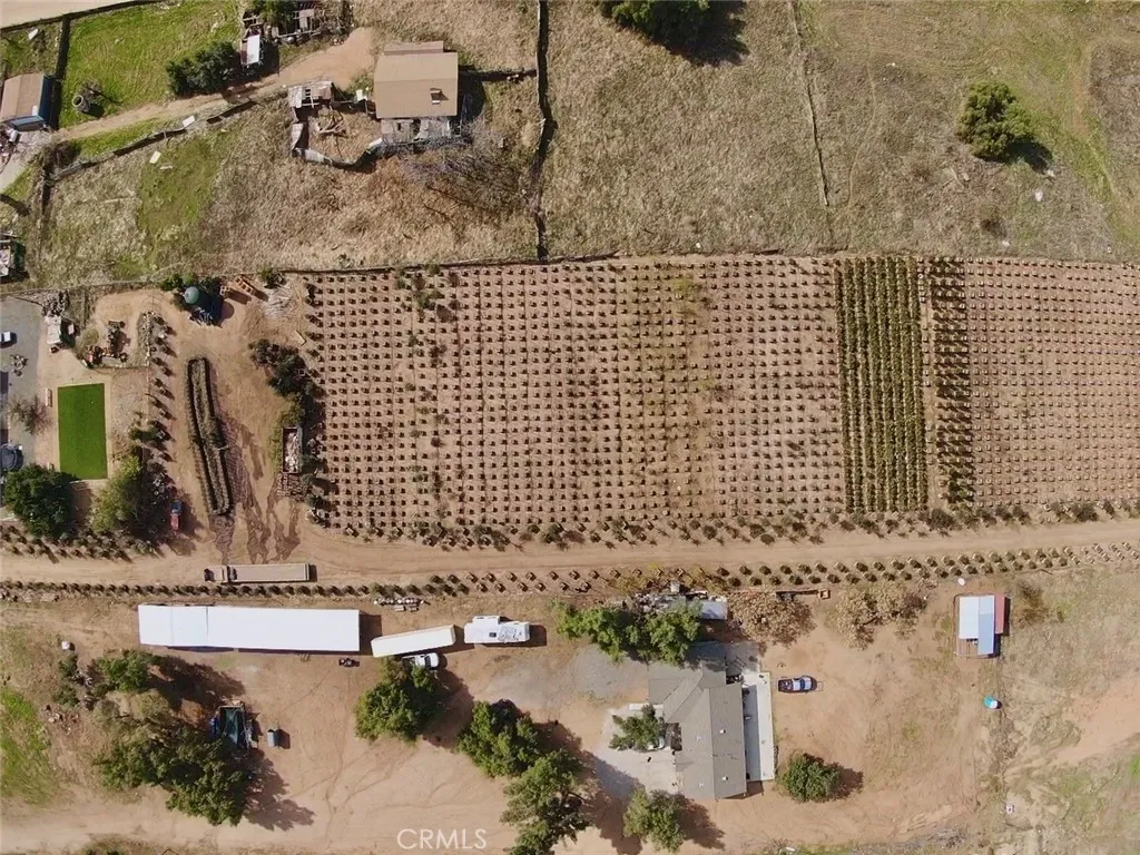 21290 Ellis Avenue, Perris, California 92570 home-pic-32