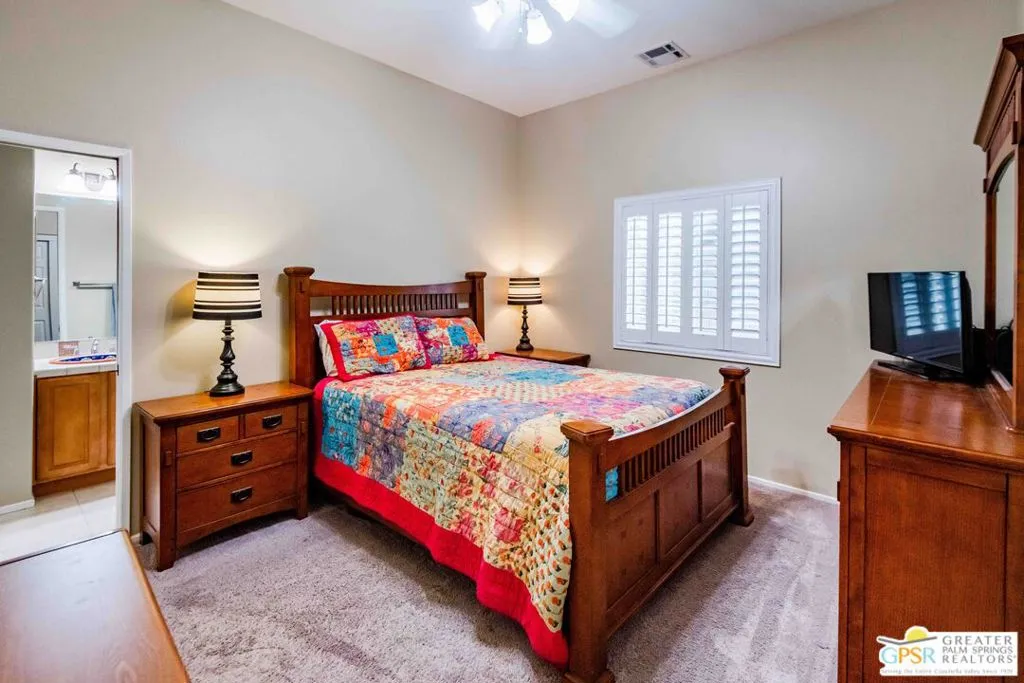 78595 Saguaro Road, La Quinta, California 92253 home-pic-16