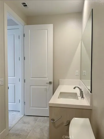110 Sierra Madre, Lake Forest, California 92630