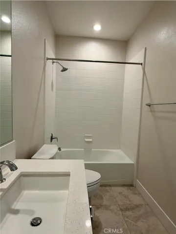 110 Sierra Madre, Lake Forest, California 92630