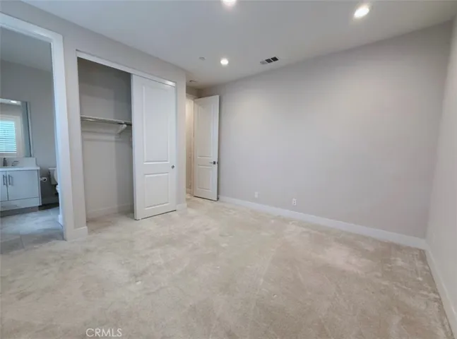 110 Sierra Madre, Lake Forest, California 92630