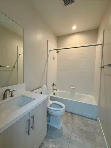 110 Sierra Madre, Lake Forest, California 92630