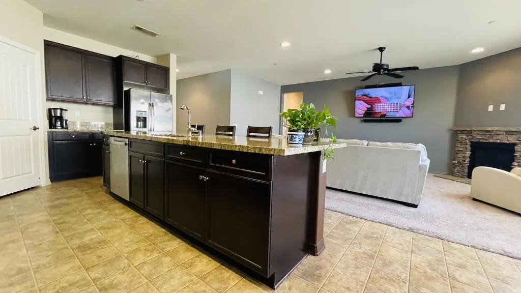 82982 Wheatley Court, Indio, California 92201 home-pic-10