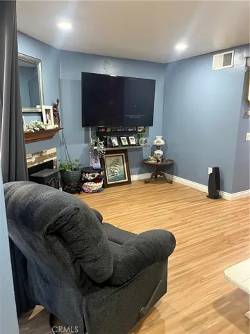 13540 Hubbard Street 23, Sylmar, California 91342