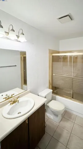 3591 Quail Lakes Dr 110, Stockton, California 95207