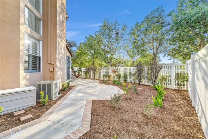 924 S Country Glen Way, Anaheim Hills, California 92808