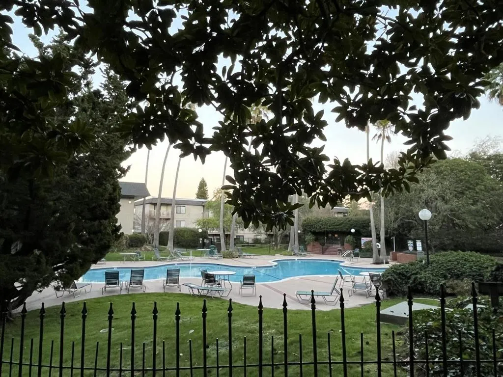 8227 Shelter Creek Lane 227, San Bruno, California 94066 home-pic-22